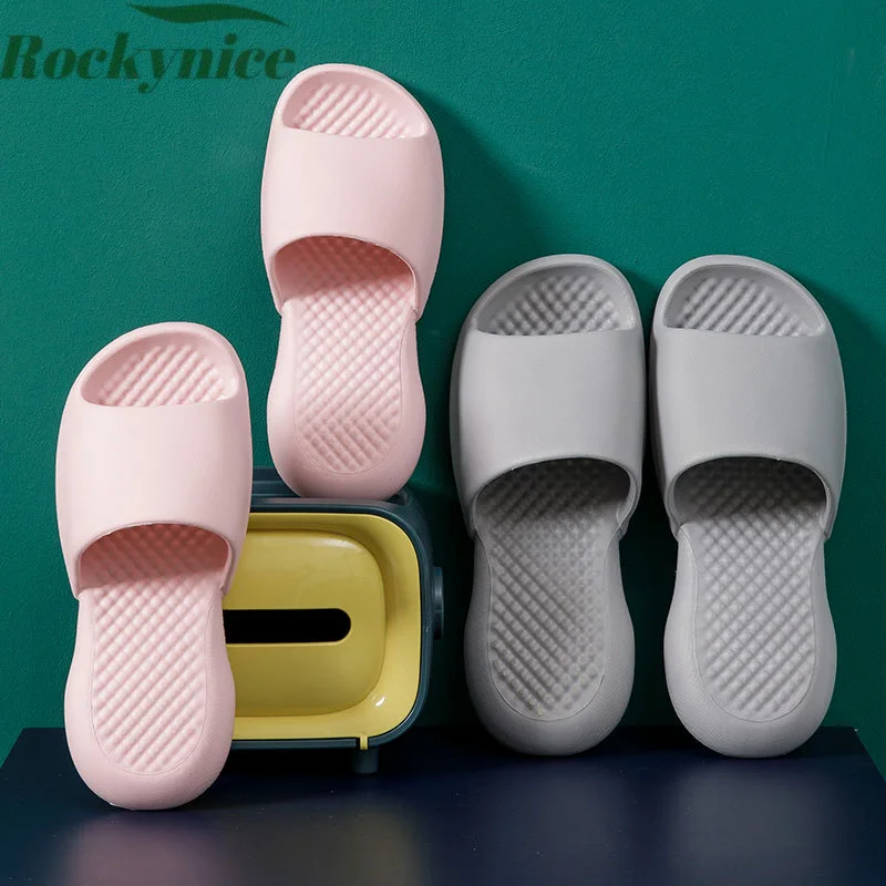 

2023 Summer Slippers Men Women Indoor EVA Soft Bottom Sandals Open Toe Trend Slides Light Beach Shoes Slippers Home Size 36-45