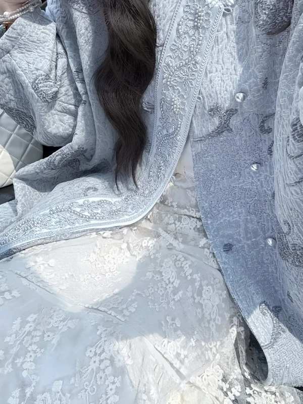 New Chinese Sle Loose Women's Jaet Large Size Faionable irt High End Feelings Embroidery Long Sve Autumn Outerwear