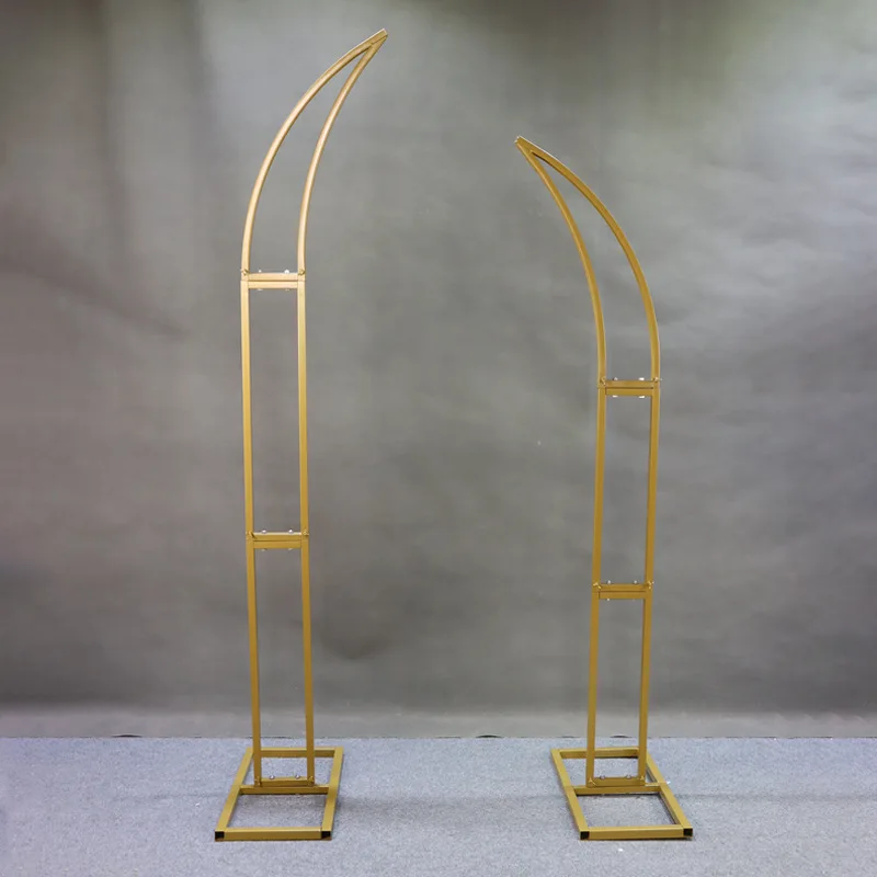 

New Ivory Wrought Iron Wedding Arch Outdoor Curved Door with Horn Flower Arch Shelf for Cross-Border Foreign Trade