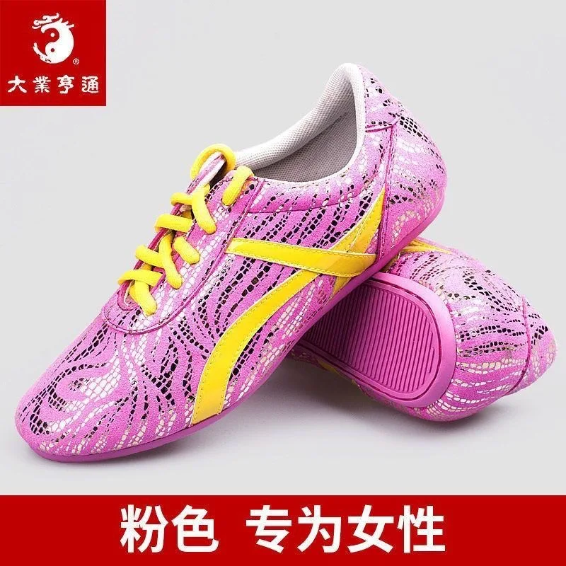 

2025 New Taekwondo Shoes Men Women Martial arts Sneakers Luxury Brand Couples Wushu and Taichi Shoes