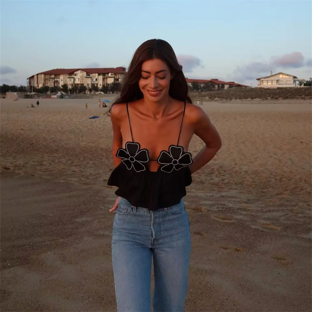 European And American Style 2024 Summer Women\'s New Fashionable French Sexy Suspender With Bright Flower Decoration Poplin Top