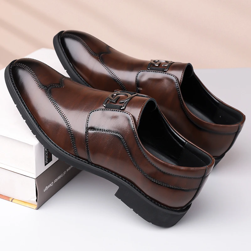 

Business Men Shoes Patent Leather Man Brogues Shoes Fo Man Dress Shoe Loafers Pointed Toe Male Moccasins Plus Size Shoes for Men