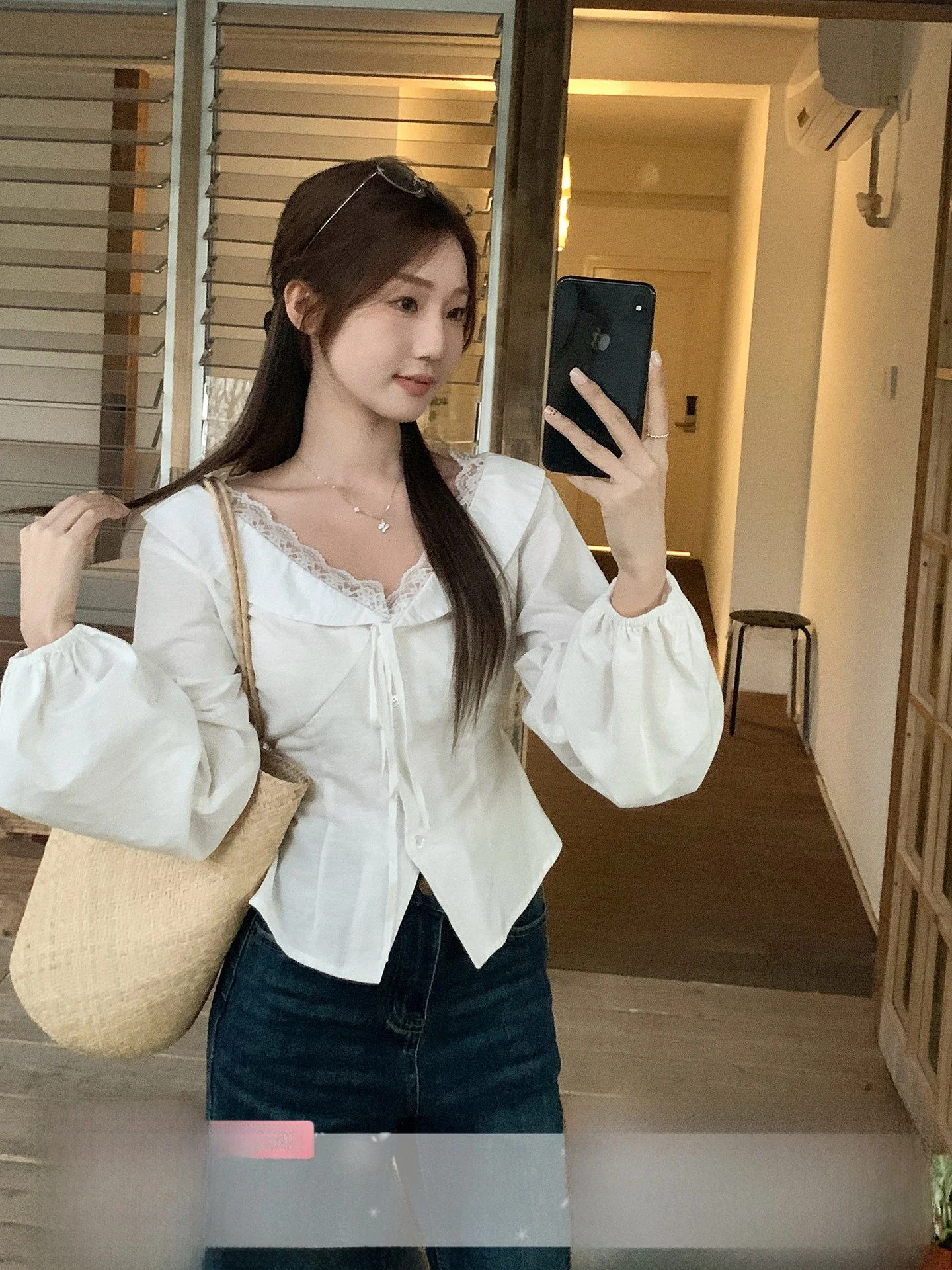 

White Lace Splice Long Sve irt Women's Spring New Design Waist Cinching ort Top Korean Sle Cotton Linen Blend
