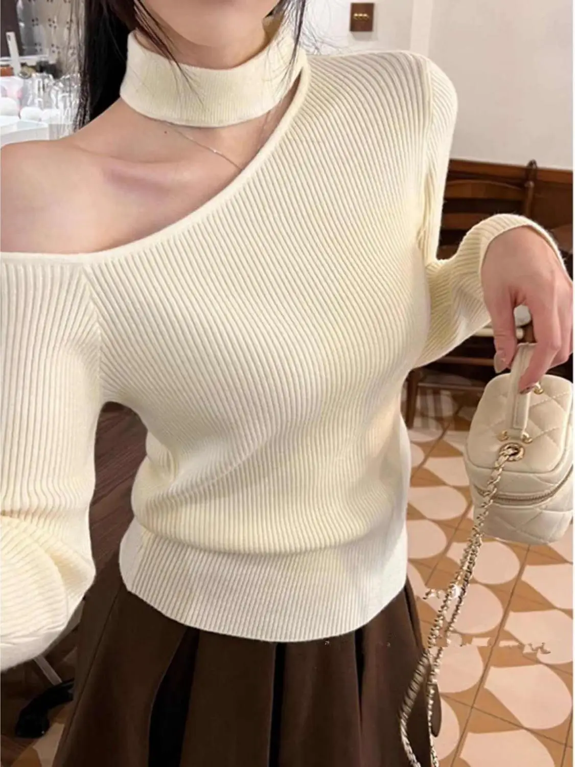 

Bla Hanging Ne Long Sve Вязаный свитер Женский базовый слой Сексуальное плечо с колючками Pure Desire Осень Зима Новый Sle