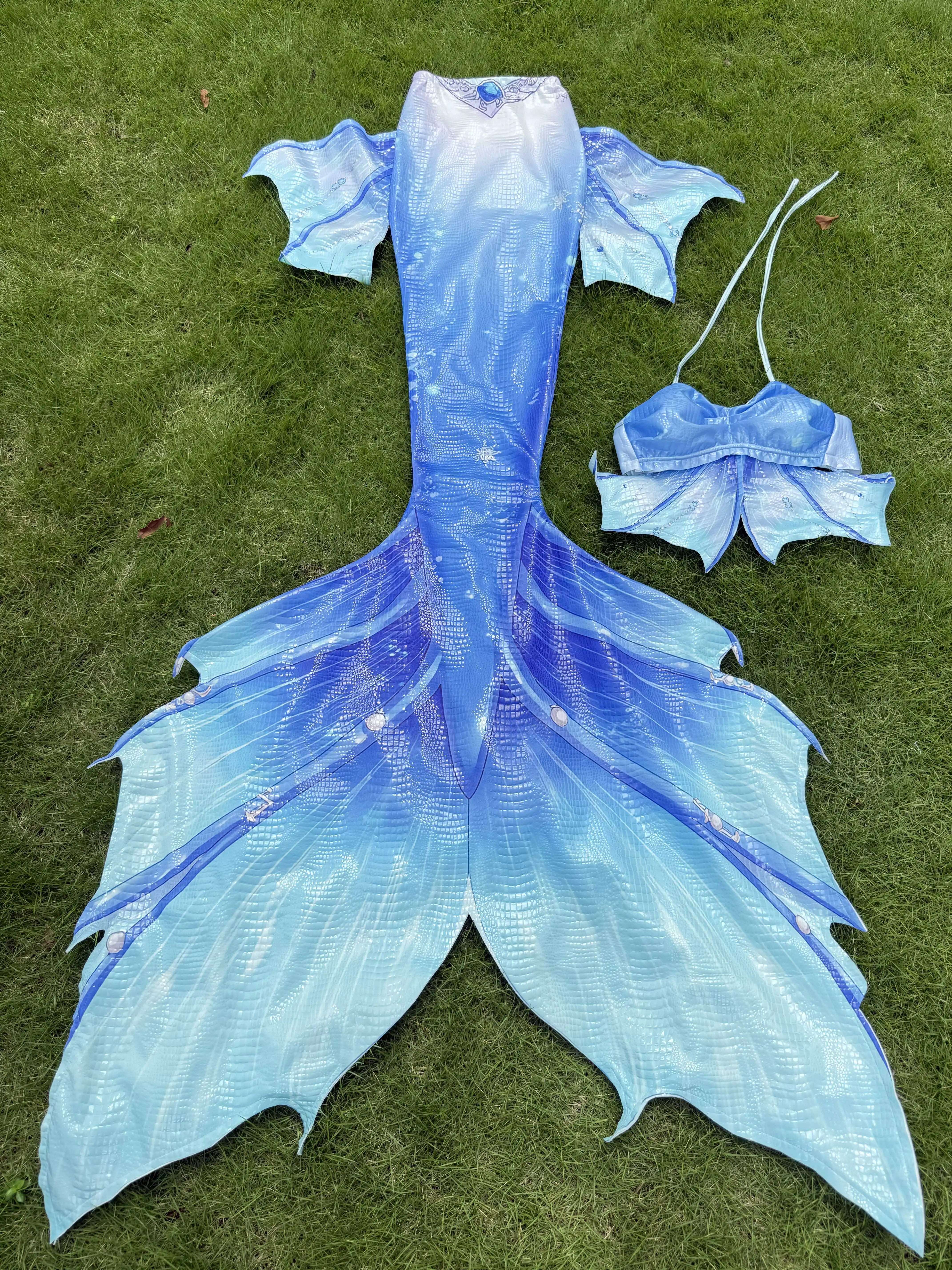 

Aino Mina Mermaid Adult Big Tail Suitable For Diving Shooting, Aquarium Mermaid Performance Show, Hot Stamping Mermaid Tail