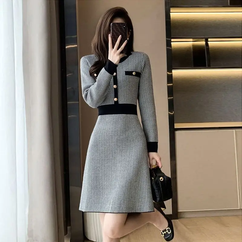 Women's Autumn Winter New Long Sleeved Round Neck Pullover Waist Knitted Dress Thousand Bird Checker Small Fragrant Style Skirt