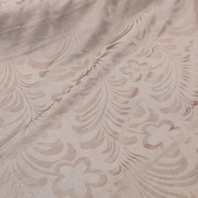 New Chinese-style national trend grass-dyed clothing fabrics made by traditional methods of tuber dyeing tussah silk