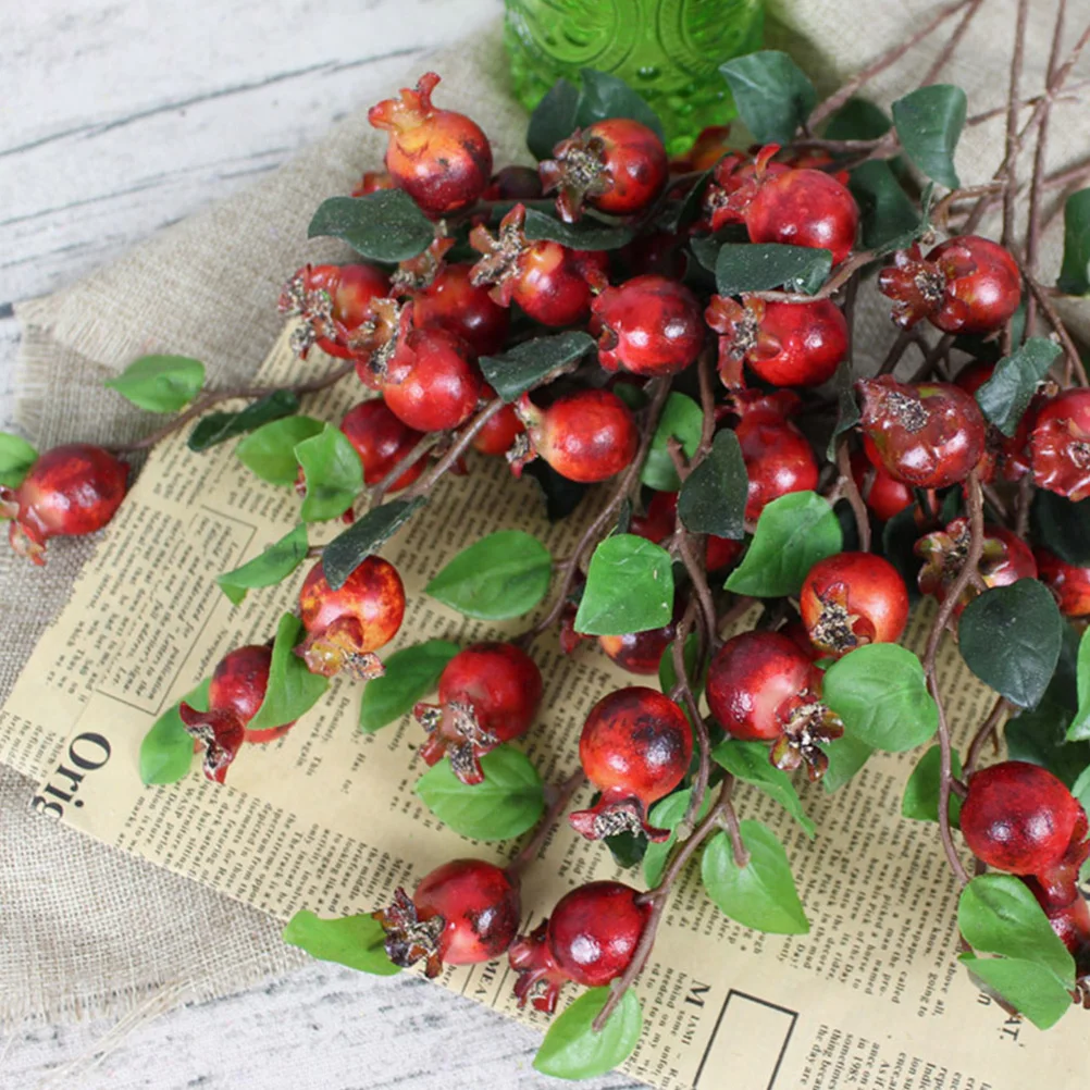 

2pcs Simulation Rosehip Bouquet Artificial Flower Home Decor Decorative Fake Flower Lifelike Party Photo Prop Wedding Decoration