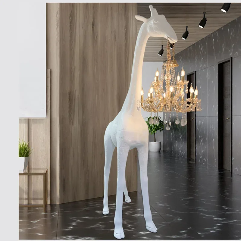 

Modern Foot White Giraffe Indoor or Outdoor Chandelier Creative Resin Standing Floor Lamp Resin Lamp