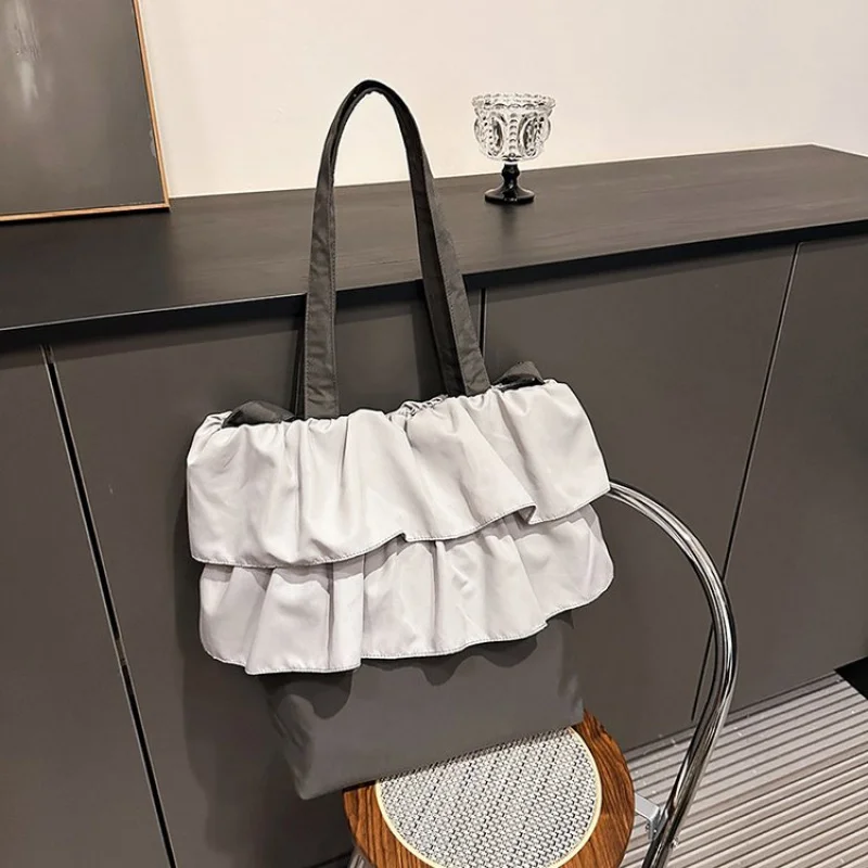 

Простая-элегантная новинка 2025 года, женская роскошная брендовая кожаная сумка-тоут, известный дизайнер, популярная, простая, повседневная ​