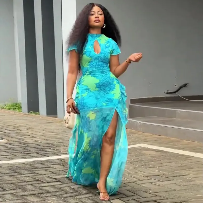 2026 Sommer Afrikanisches Damen-Maxikleid mit Blumenmuster, Schlüsselloch-Ausschnitt, geraffter Taille, hohem Schlitz, Rüschen und kurzen Ärmeln – Strandkleid