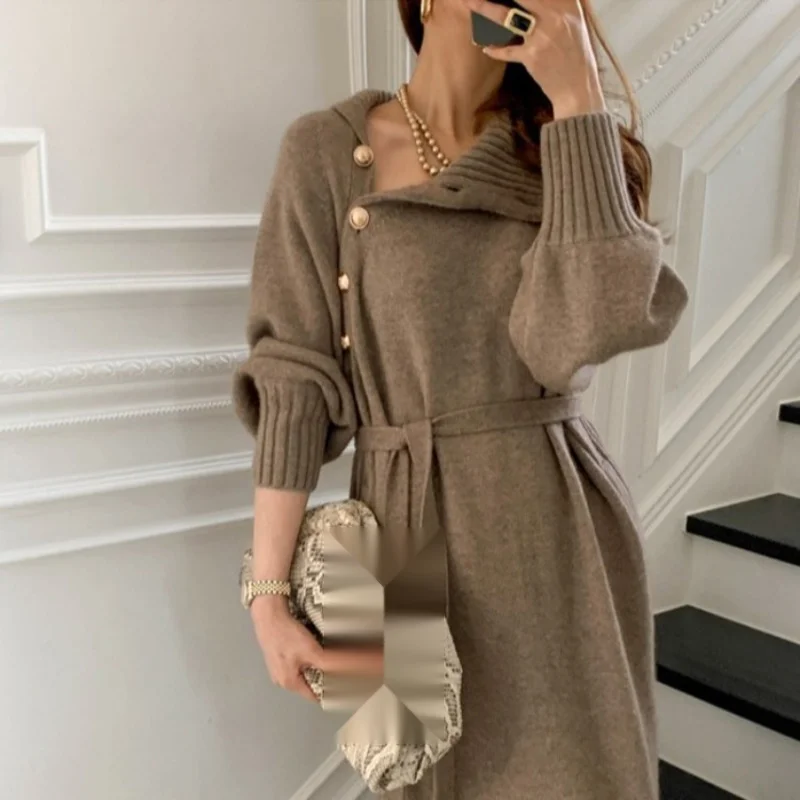 

Sweaters Luxury Designer Turtle Autumn Winter Sweater Long Knitted Dress Rib Sleeve Belt Elegant Women New Sweater Wholesale