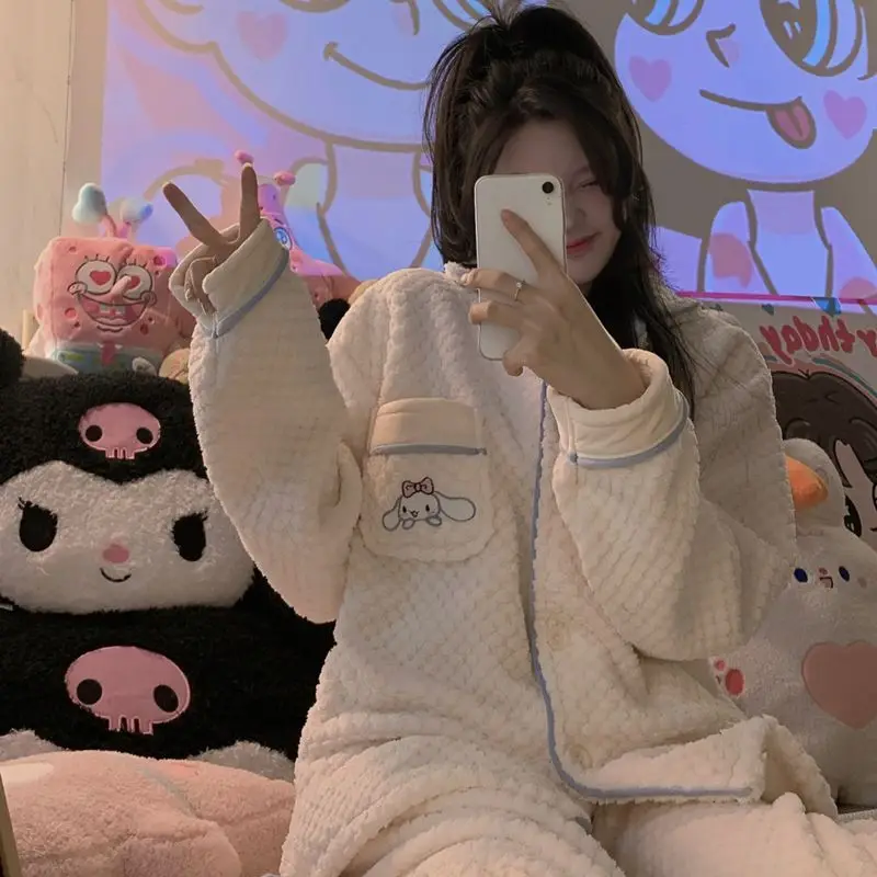 Fashionable Ins Style Cute Cinnamoroll Sweet Thickened Coral Velvet Pajamas for Girls Autumn Winter Anime Cartoon Home Clothes