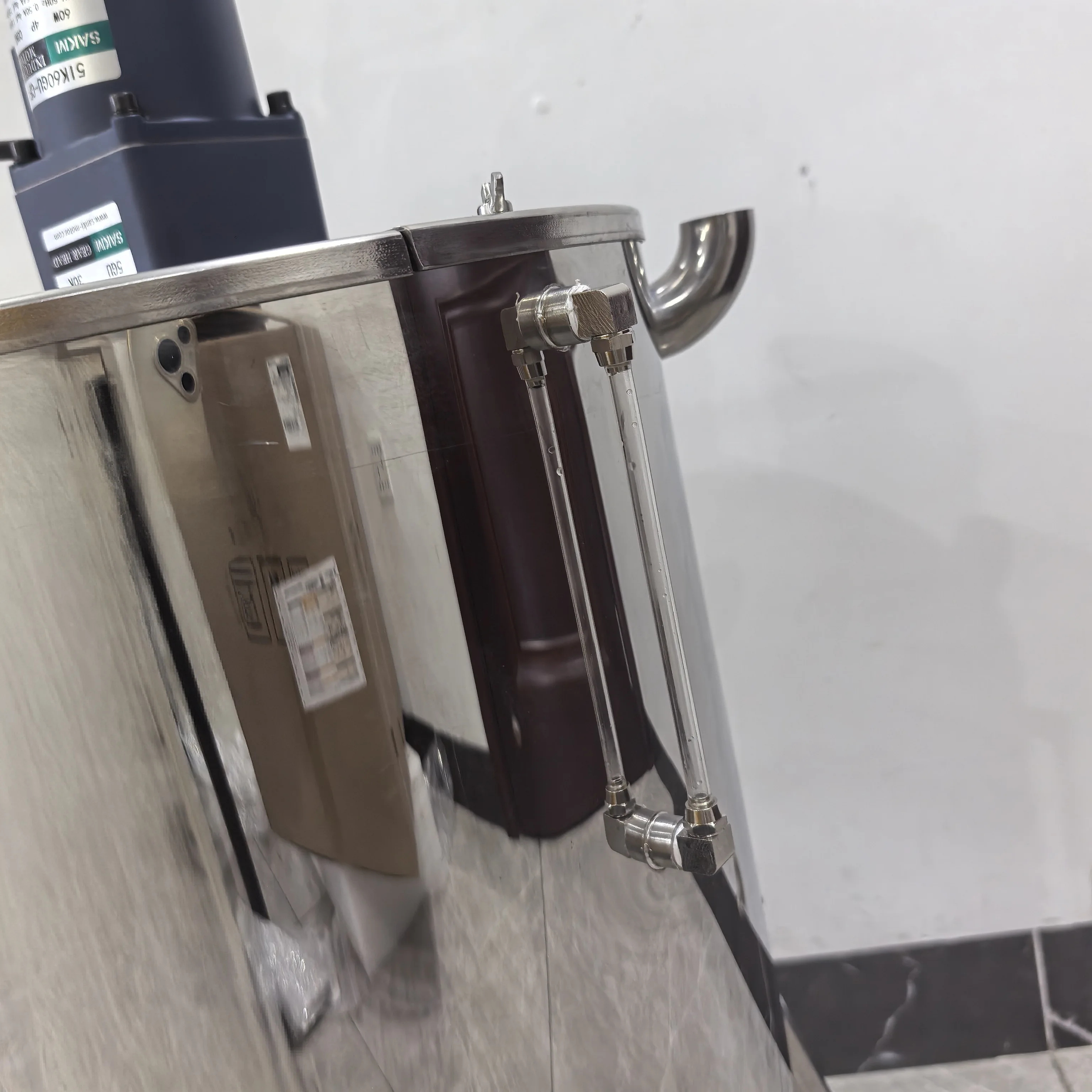 30L Heating Mixing Filling Machine, Liquid Paste Lipstick Filler Mixer, Stirring Tank for Dissolving & Filling Creams & Liquids view 5