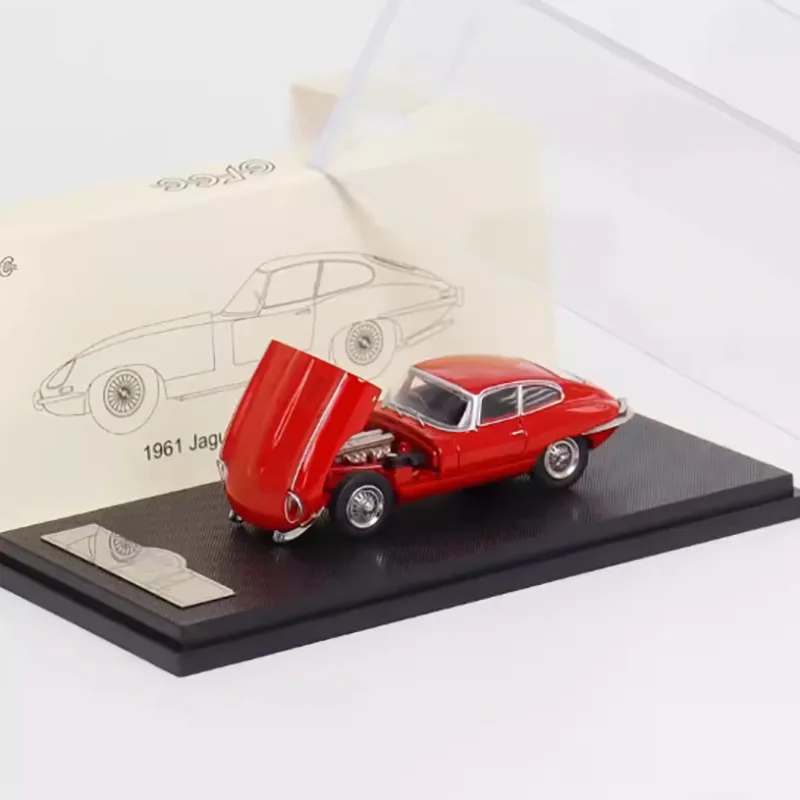 GFCC 1:64 Scale 1961 Jaguar E-Type Open-cover Version Alloy