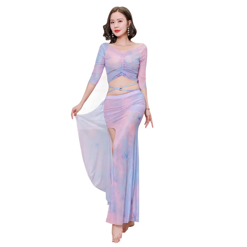 Set da 2 pezzi Top e gonna Abiti da pratica di danza del ventre Abito da ballo per donne adulte Costume da spettacolo teatrale che indossa un completo