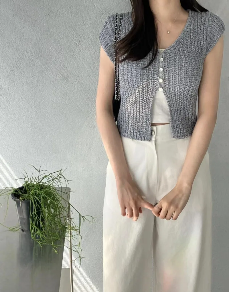 女性用シングルブレストカーディガン,Vネックセーター,半袖トップス,韓国スタイルのクロップトップ,夏,2024
