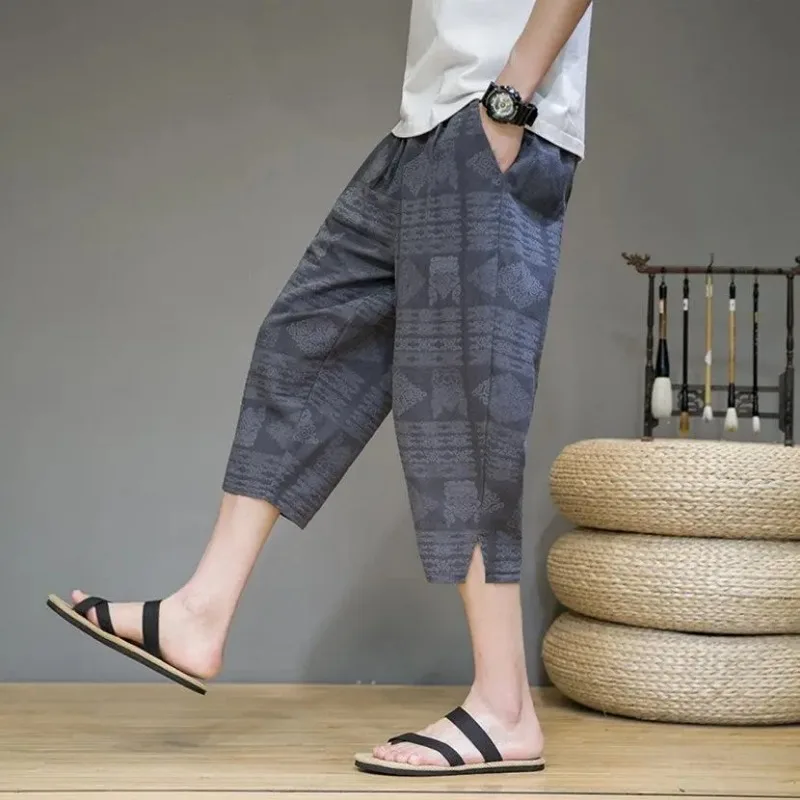 

Men's Linen Cropped Pants Chinese Style Retro Floral Print Cotton Linen Shorts Summer Casual Loose Fit 7-Point Trousers