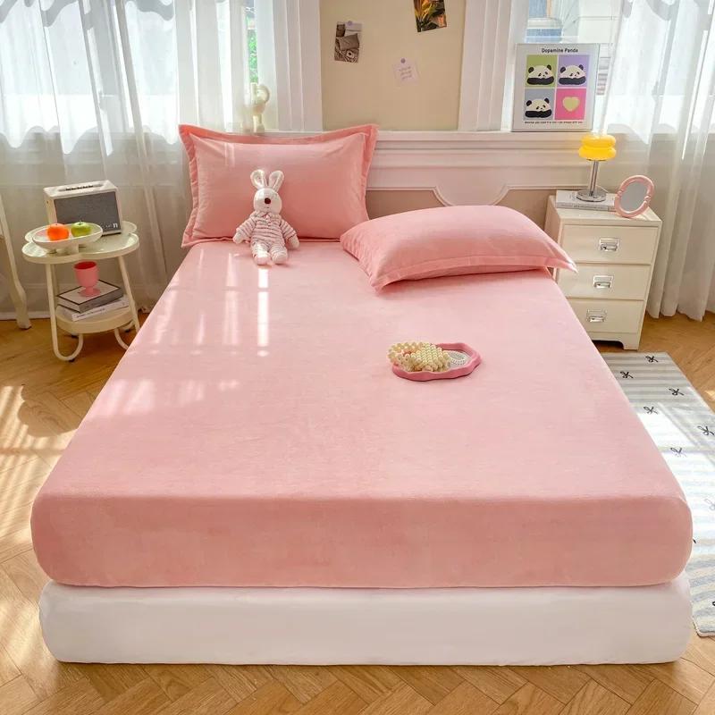 غطاء مرتبة دافئ من القطيفة الناعمة مادة شتوية مخملية ملاءة سميكة غطاء سرير دافئ واقي مرتبة أحجام متعددة