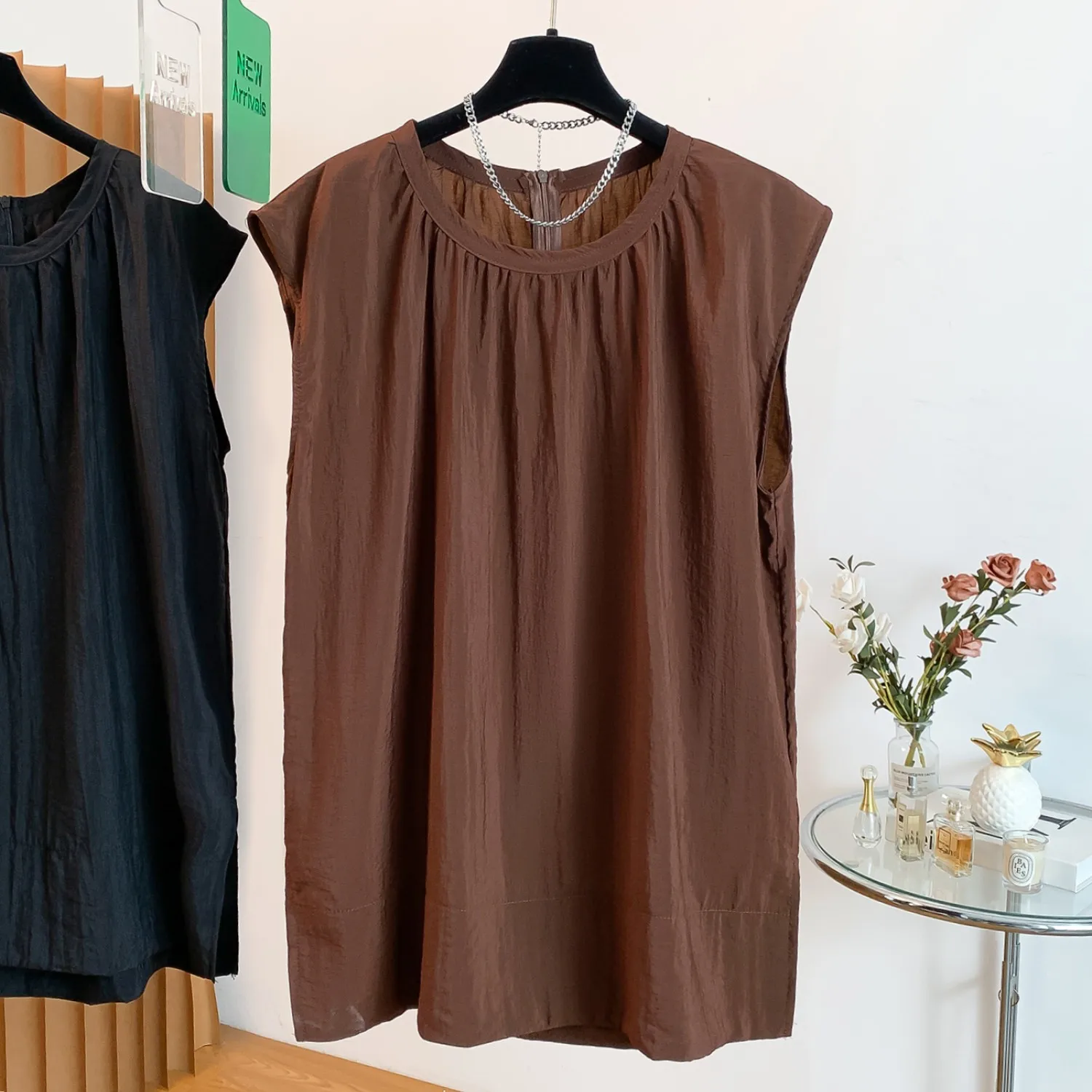 

plus Size Loose Fit Sleeveless round Neck Women's Top Cool Feeling Summer Shirt for Plump MM Comfortable Lazy Style Fashion
