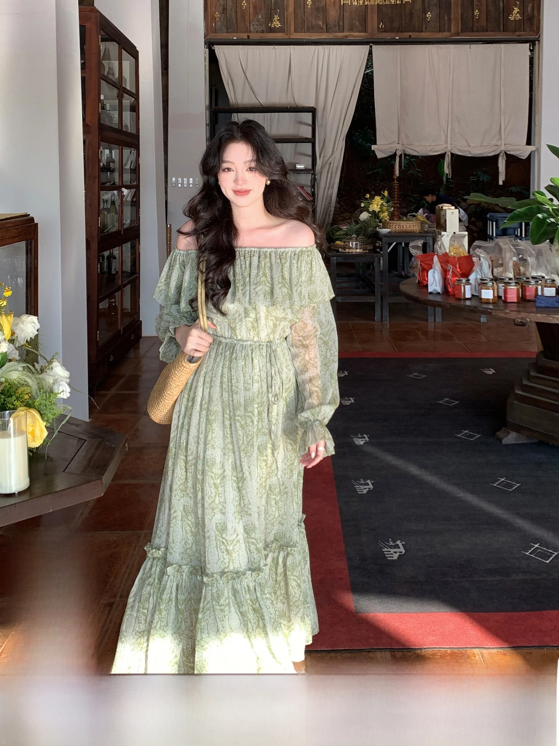 

Женское праздничное платье SYT Gentle Breeze с принтом, свободного кроя, А-силуэта, на одно плечо, с завышенной талией, из шифона, с длинными рукавами