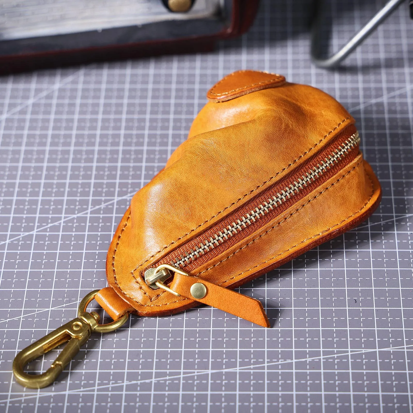 Echtleder Autoschlüsselhalter Unisex Casual Schlüsseltasche aus pflanzlich gegerbtem Rindsleder Gürteltasche für Münzen. – Detail 22