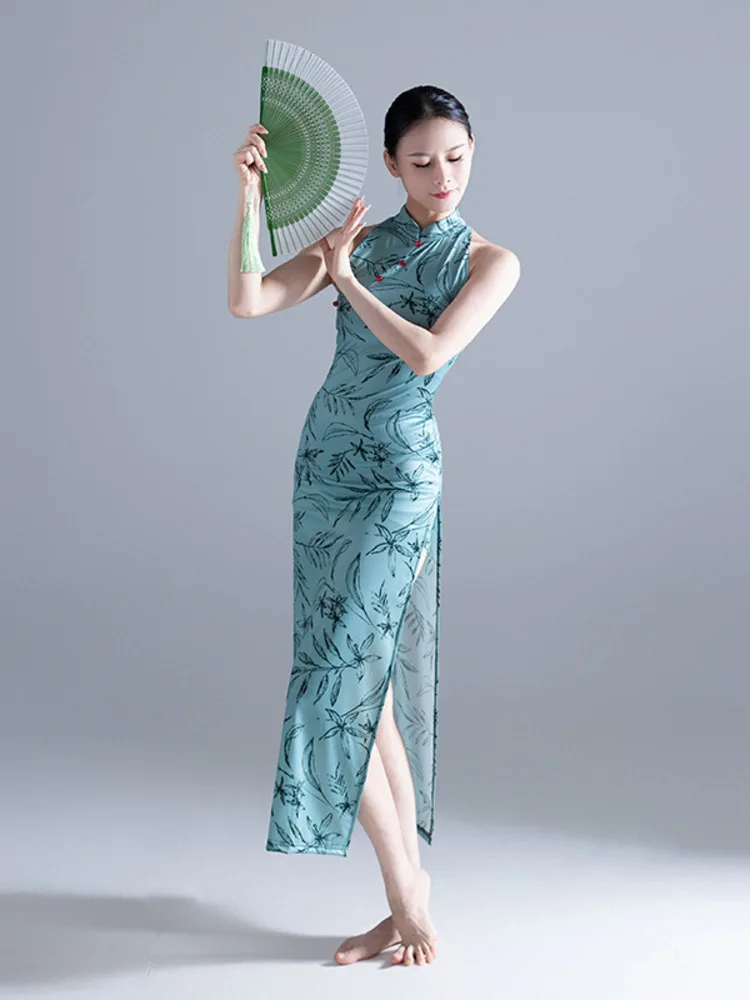 

2025 Spring/summer Ice Silk Breathable Sleeveless Cheongsam Style Elegant Flower Printed Oriental Dance Dress