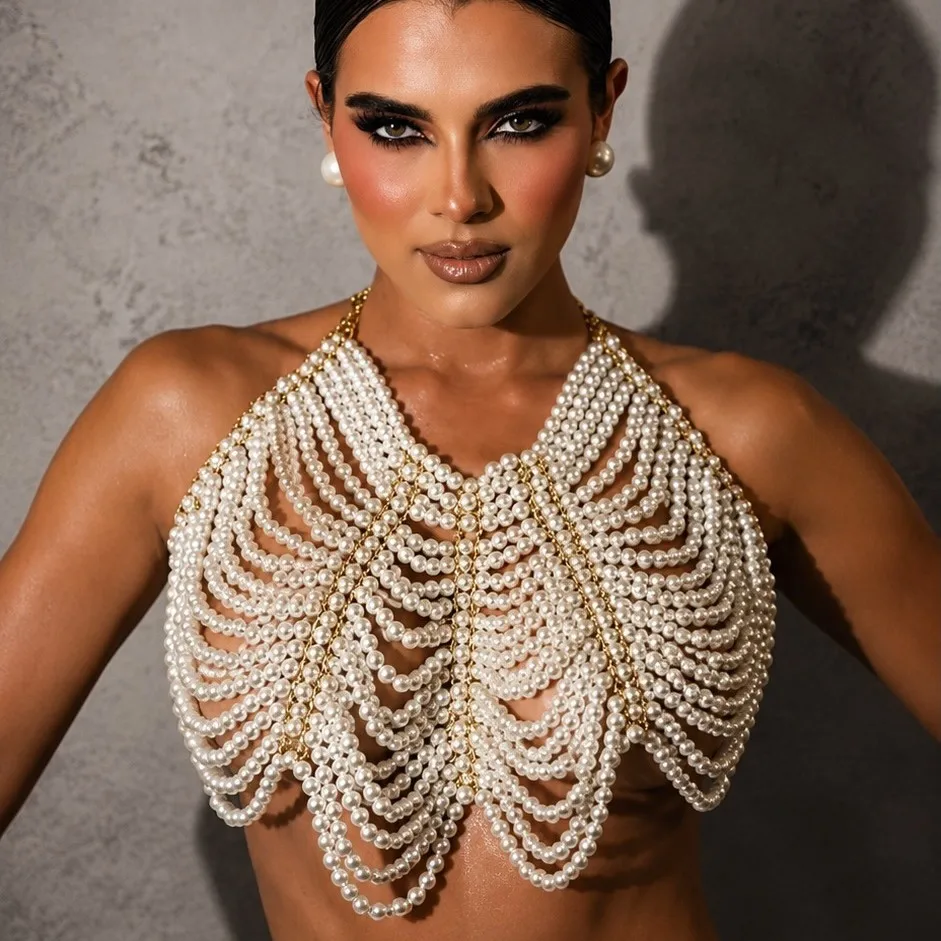 Sexy Pearl Body Chain Harness Top for Women Vintage Layered Beaded Halter Bralette Festival Rave Club Party Bikini Tops Outfits
