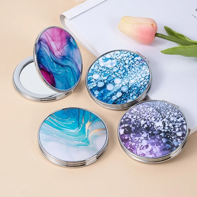 Streifenmuster Vintage Hand Damen Mini Kompakter Schminkspiegel Tragbarer grüner/lila/blauer Taschenspiegel