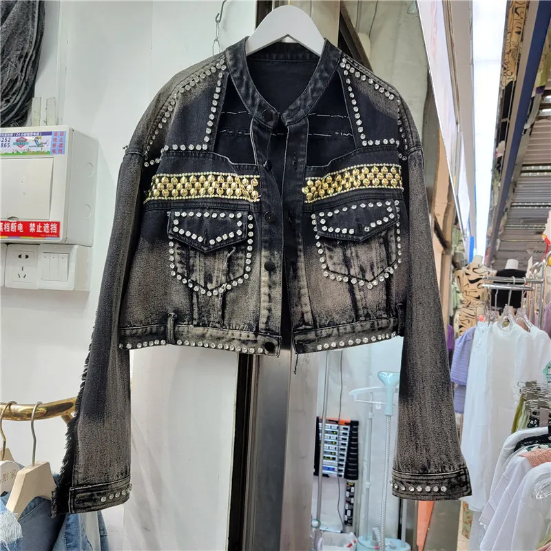 

Vintage Black Gradient Short Denim Jacket Women Spring Casual Hollow Out O-neck Beaded Diamond Frayed Burrs Jeans Jacket Coat