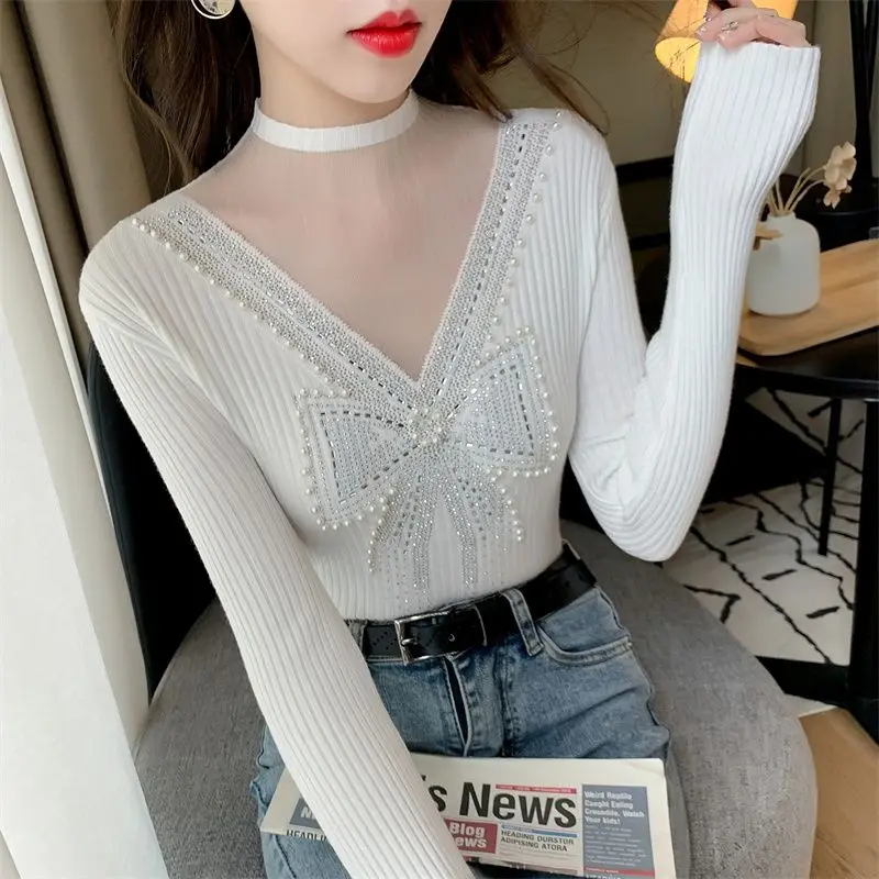 Women\'s Round Neck Autumn Winter New Sweet Gauze Patchwork Long Sleeve Pullover Diamonds Beading Sweater Hollow Out Knitted Tops