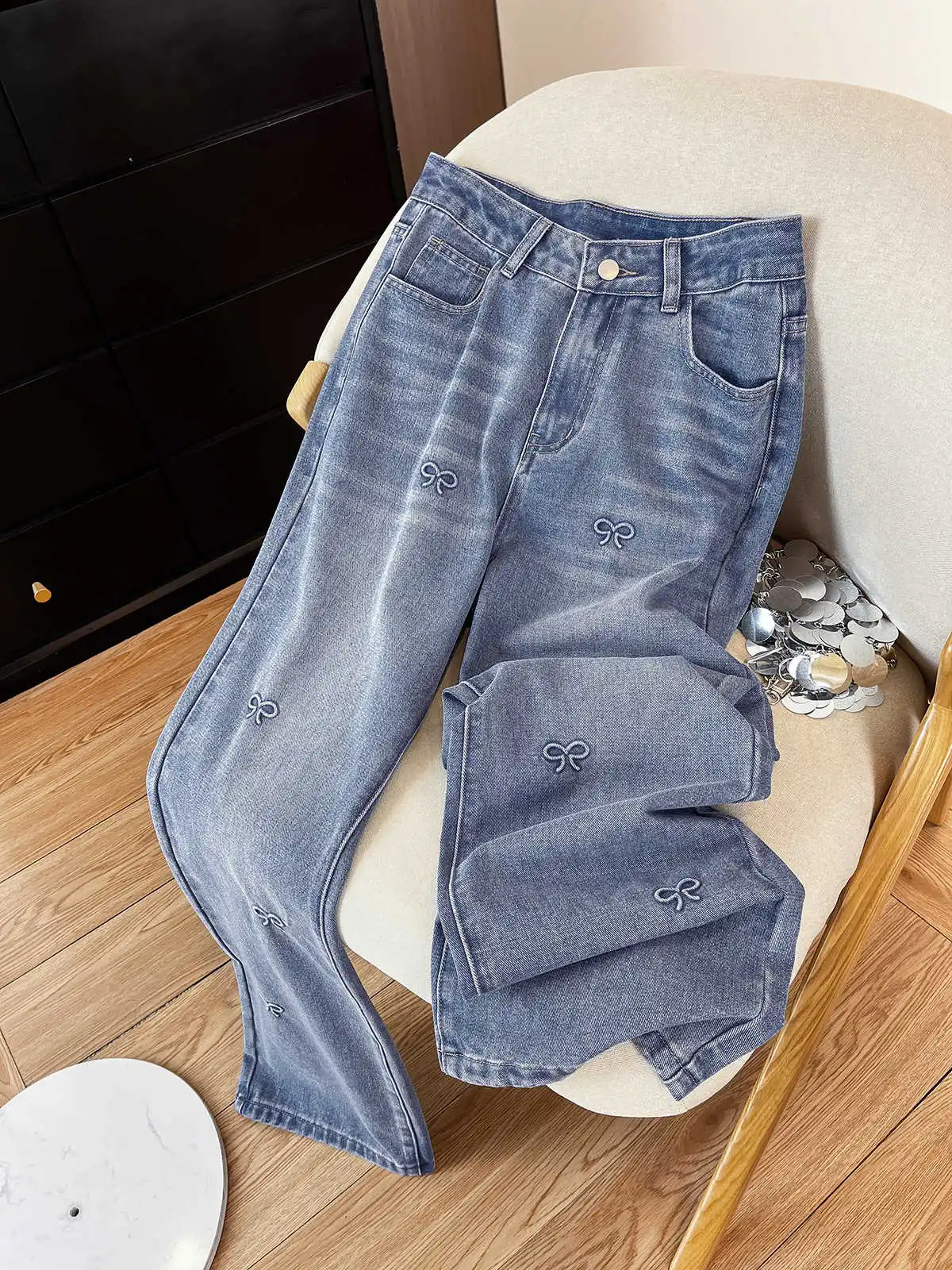 

Casual Baggy Soft Denim Trousers Summer Women Korean Versatile Blue Jeans Chic Bow Design Narrow Style Straight Leg Pants ﻿