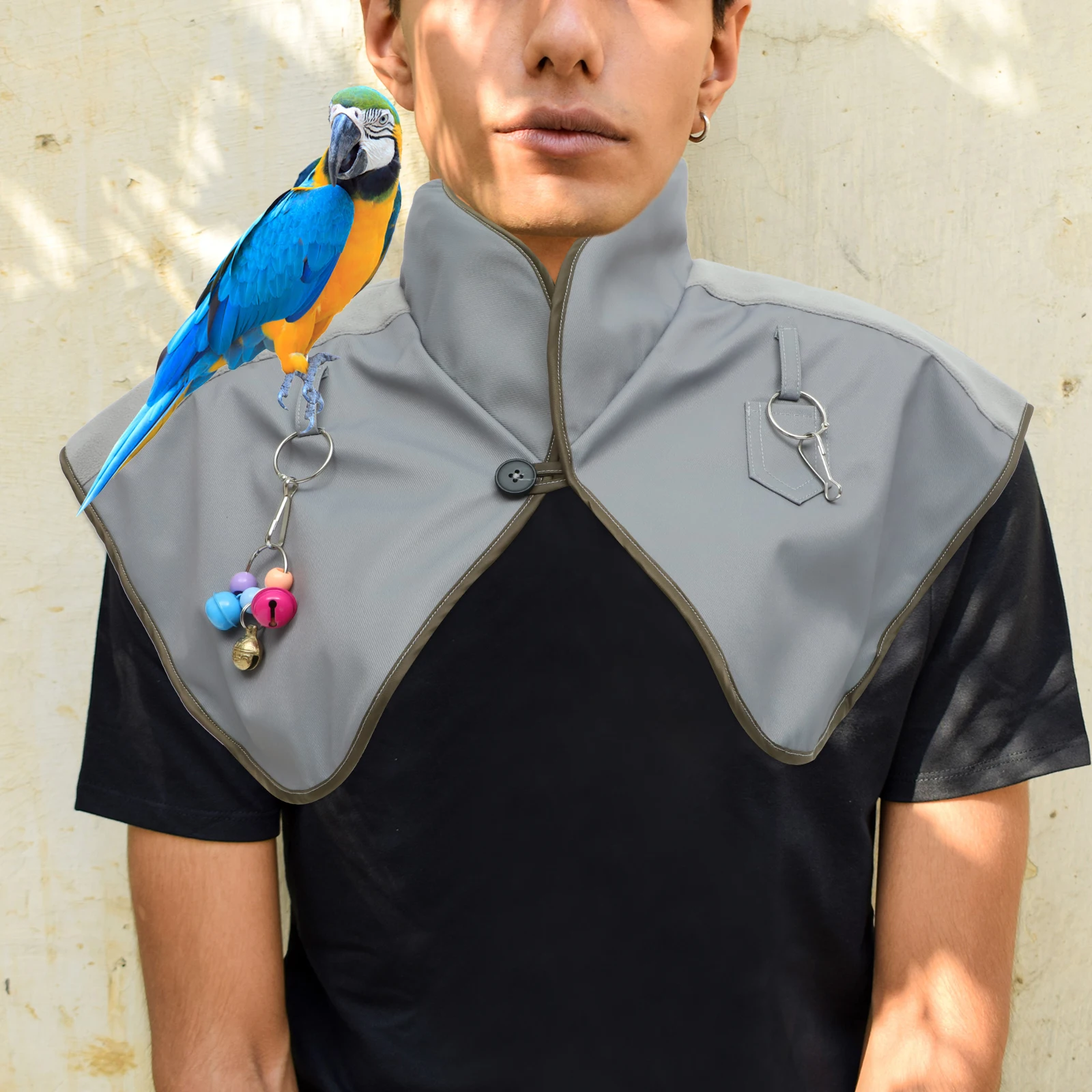 

Waterproof Parrot Shoulder Protector Pad Thick Fabric Anti-Bite Anti-Scratch Reusable Bird Training Cape for Cockatiels and