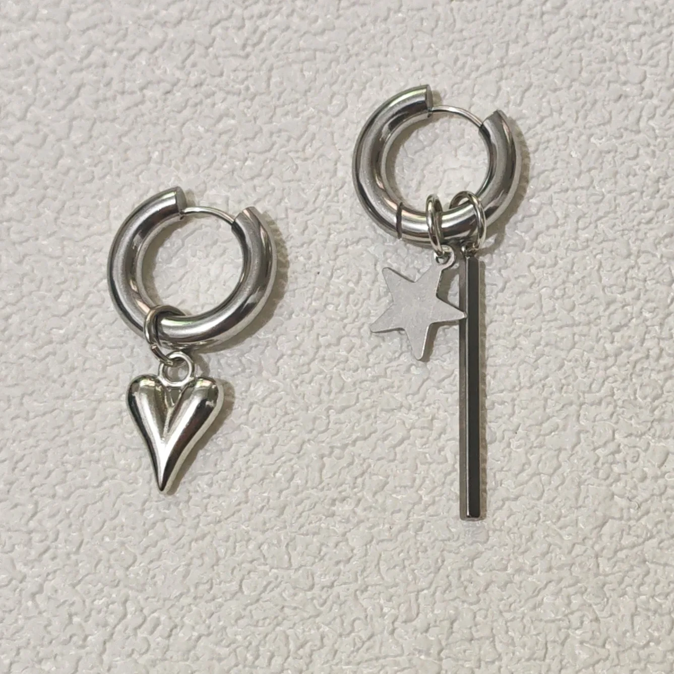 LATS Creolen mit langem Asymmetrie-Herz-Stern-Anhänger für Damen und Herren, Modeschmuck, Party-Geschenke