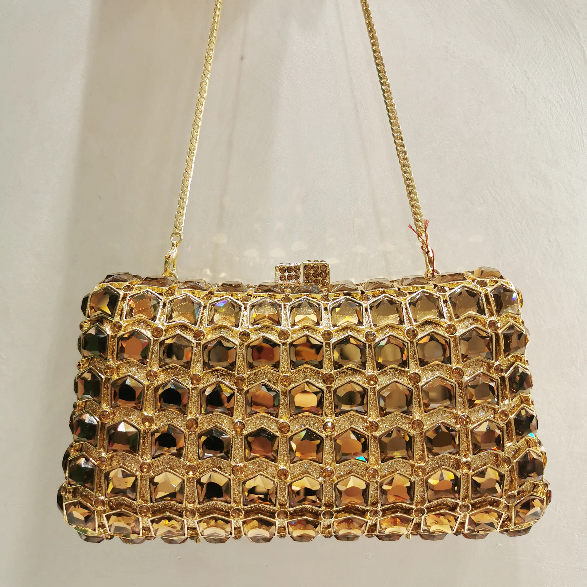 

Women Crystal Evening Clutch Bag Female Stones Evening Bags Bridal Wedding Party Clutches Bags Lady Handbag Purse Metal Clutches