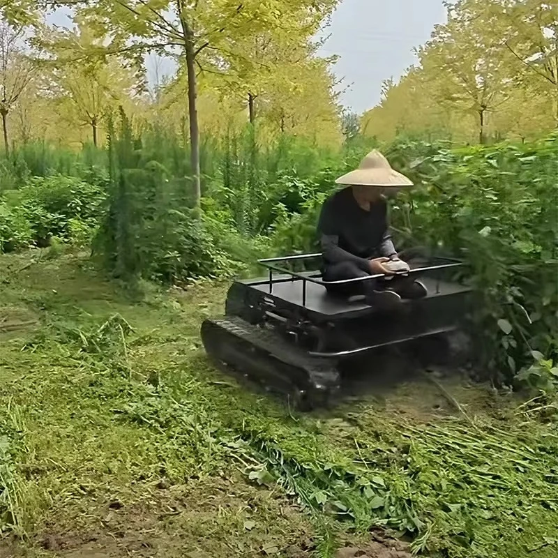 

608-90A Полностью автоматическая промышленная газонокосилка-робот, 4-тактный, ширина газонокосилки 90 см, настраиваемая стойка для хранения с дистанционным управлением