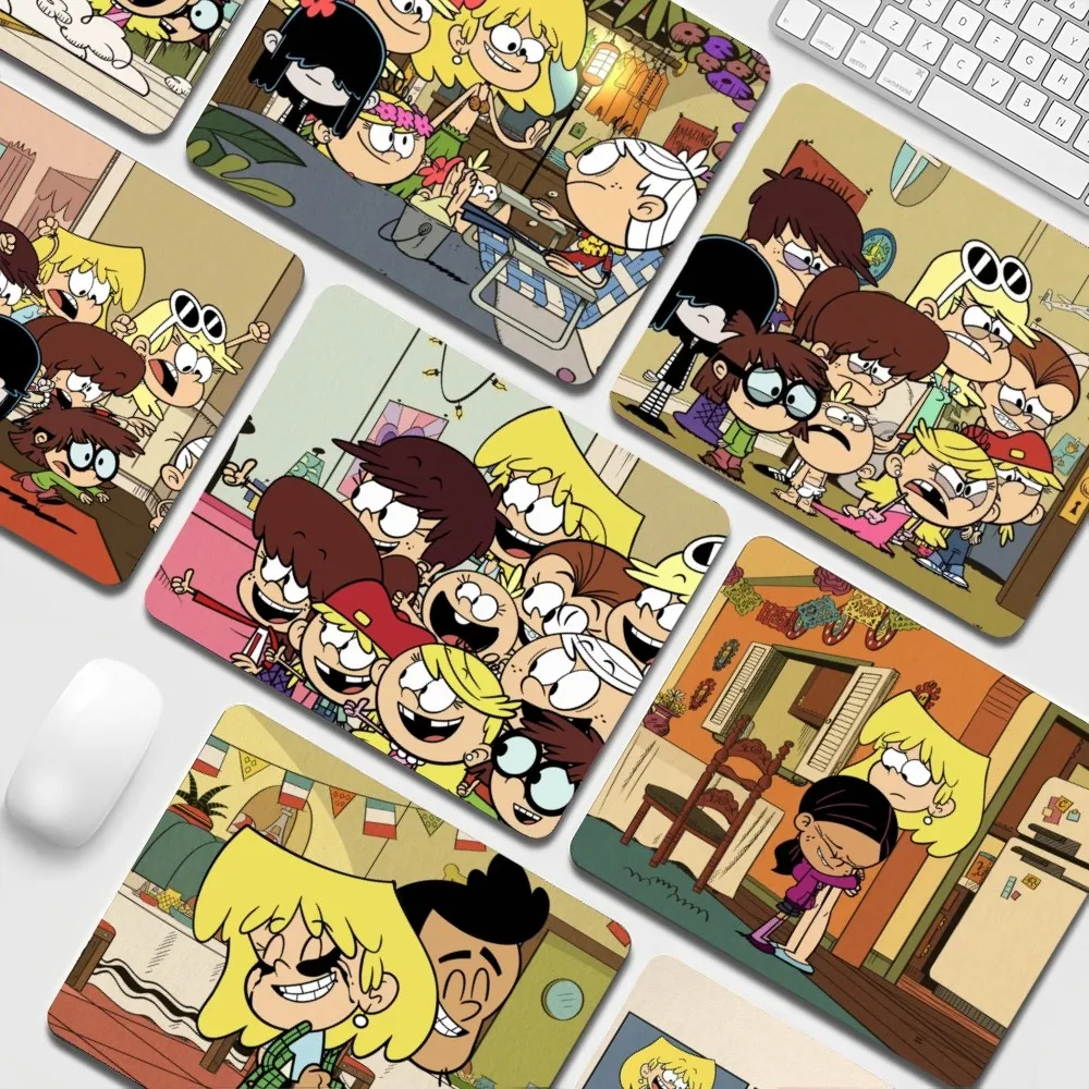 

The L-loud House Mousepad Non-slip Lockedge Speed Version Game Computer Keyboard Office Table Mat Cheapest Cup Mats for PC