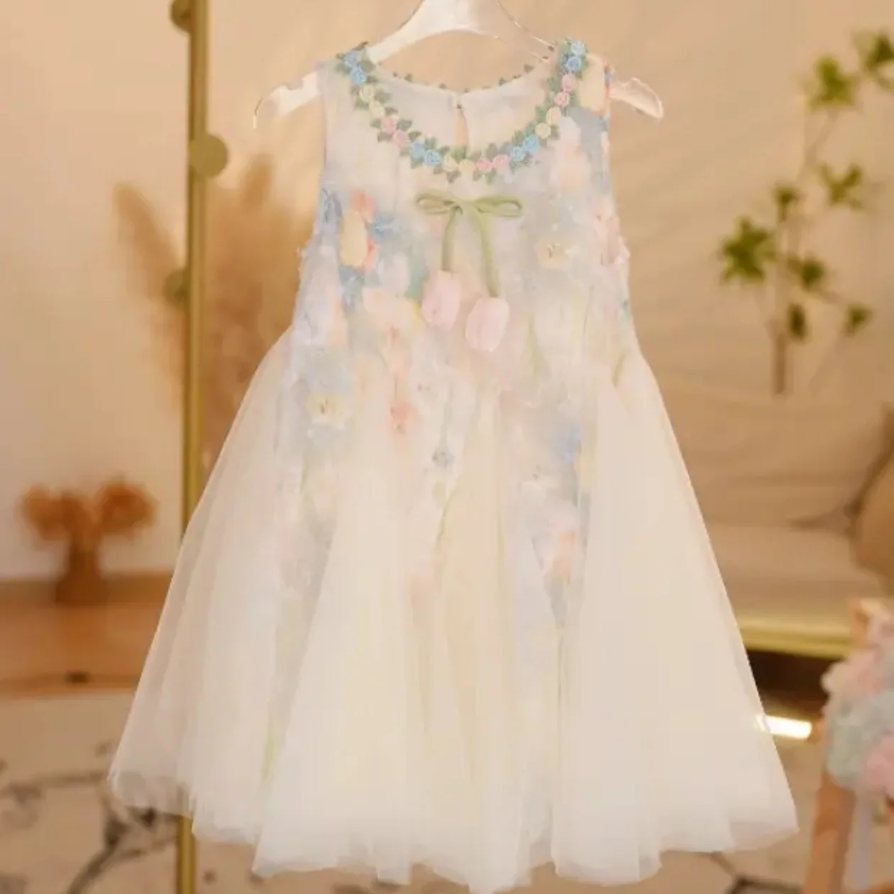 Sleeveless girls summer dress popular new children's foreign style skirt sweet summer vest