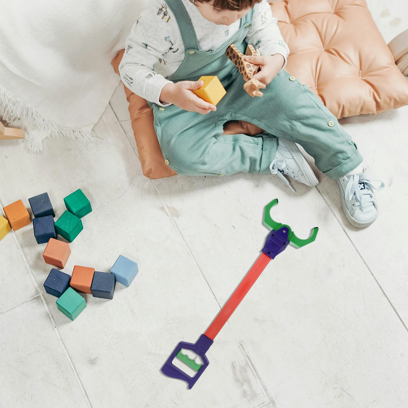 子供用メカニカルアームグラバー 目の協調性を高めるインタラクティブピックアップツール 弾性爪付き ロングハンドル 恐竜 サメ