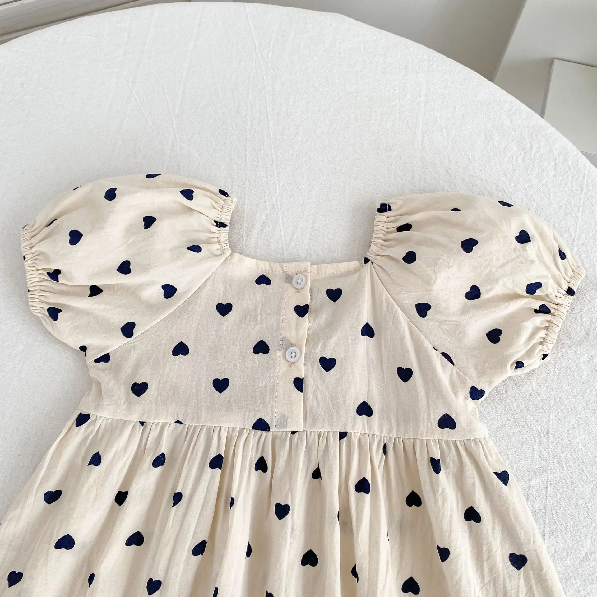 2026 Neues Frühlings-Schwesterkleid 2-6 Jahre Mädchen Partykleid Baumwolle Kinder Herzförmiges Kleid 0-24 Monate Baby Mädchen Kurzarm Bedruckter Strampler – Detail 15