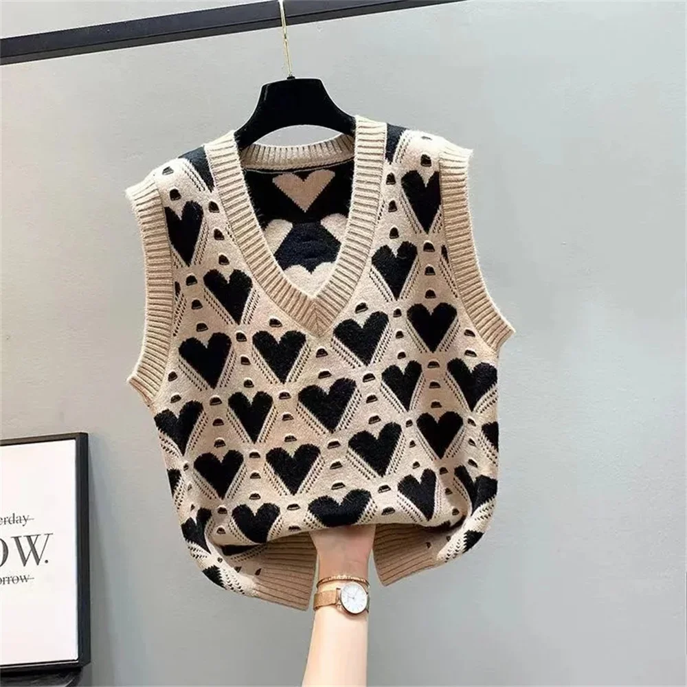 Moda miłość nadruk w kształcie serca luźna kamizelka z dzianiny sweter Casual V Neck bez rękawów gruby sweter kamizelka damska kamizelka eleganckie topy
