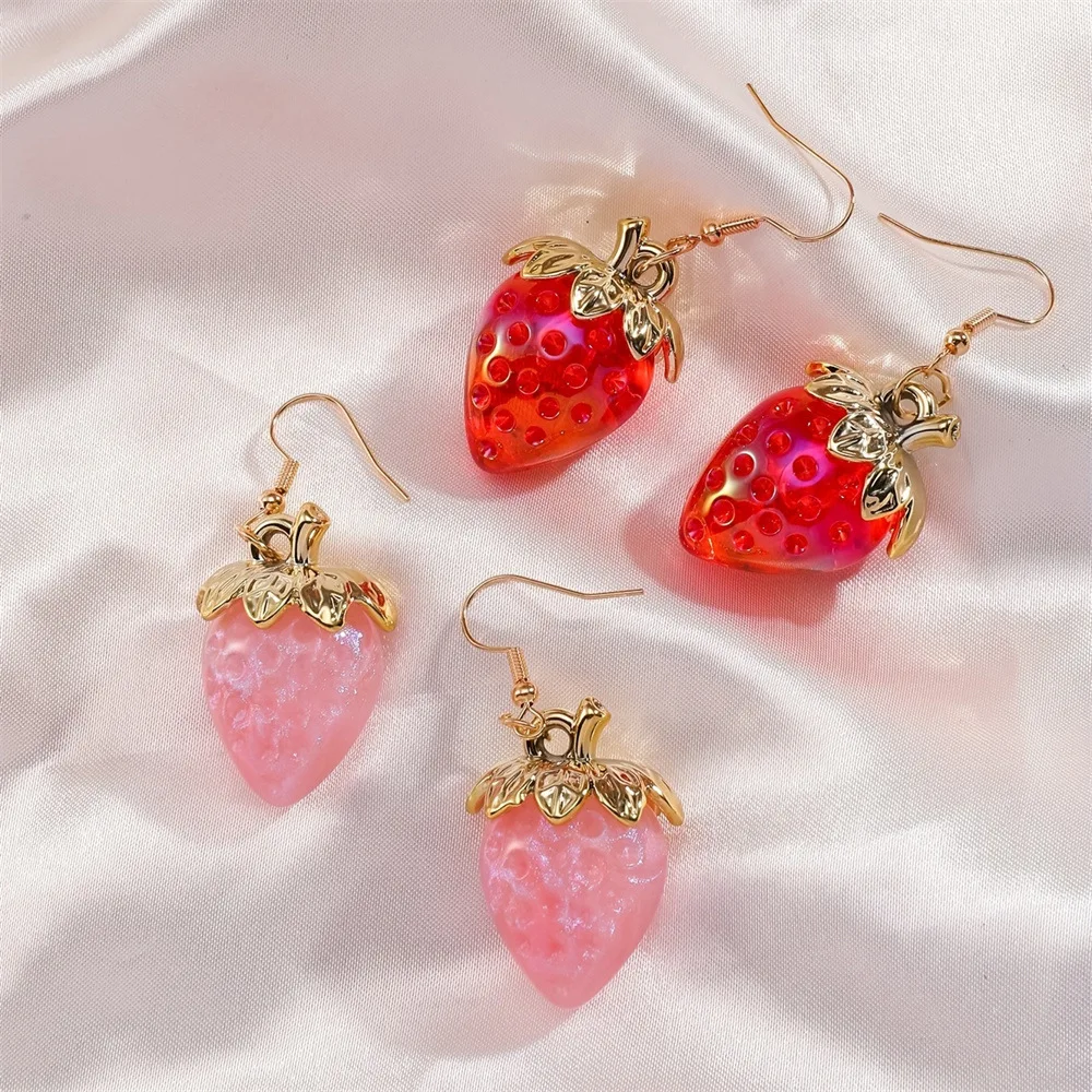 Fashion Simple Acrylic Strawberry Pendant Earrings For Women Sweet Fruit Red Pink Transparent Earring Girls Lovely Jewelry Gifts