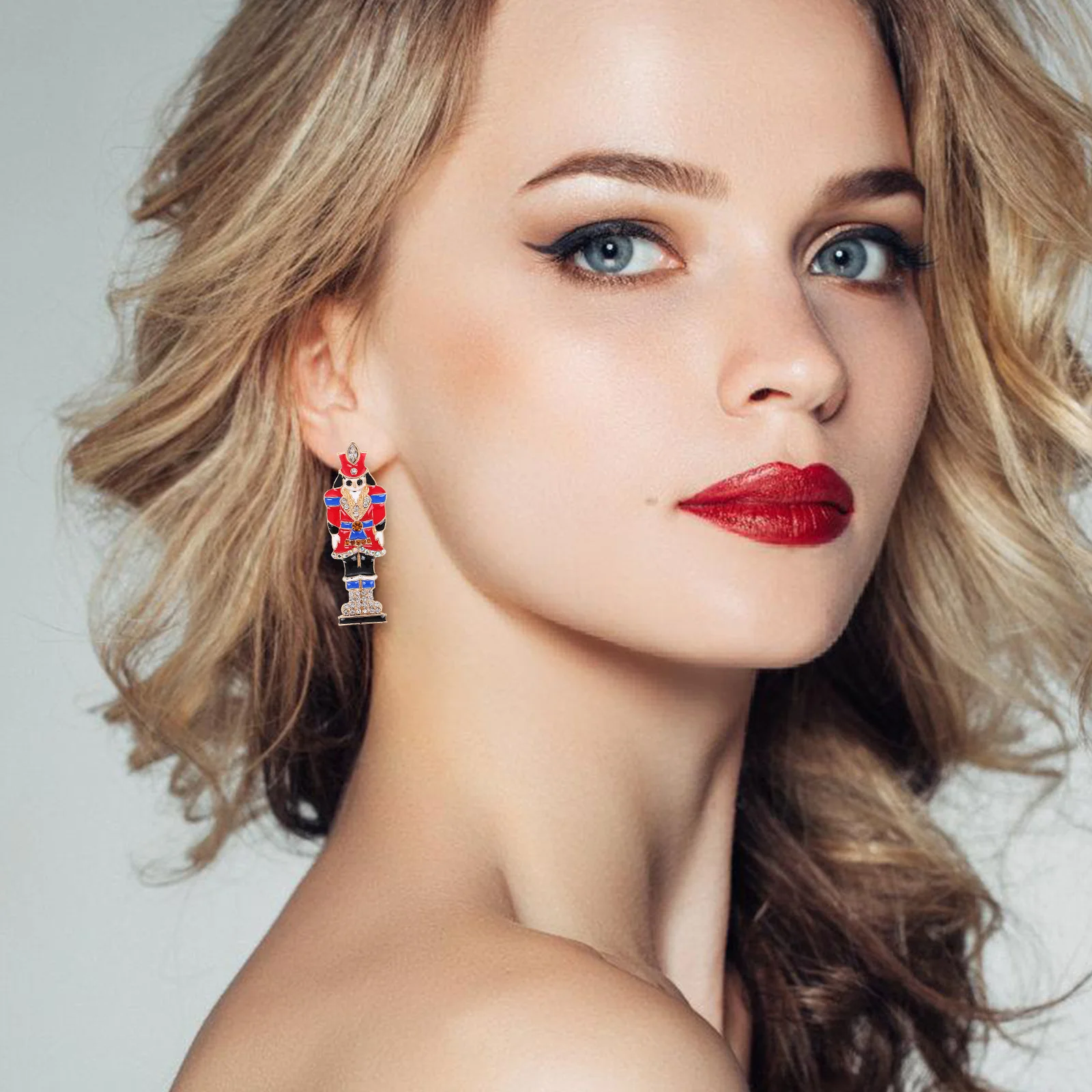 

Creative Nutcracker Earrings with Sparkling Rhinestones Holiday Themed Studs for Christmas Party Women Girls Gift Idea