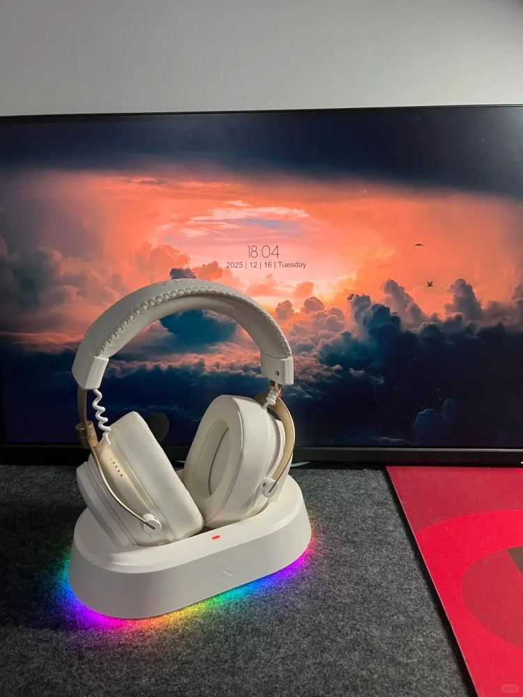 MCHOSE V9 Turbo Over-Ear Headset Wireless Charging Gaming Headset