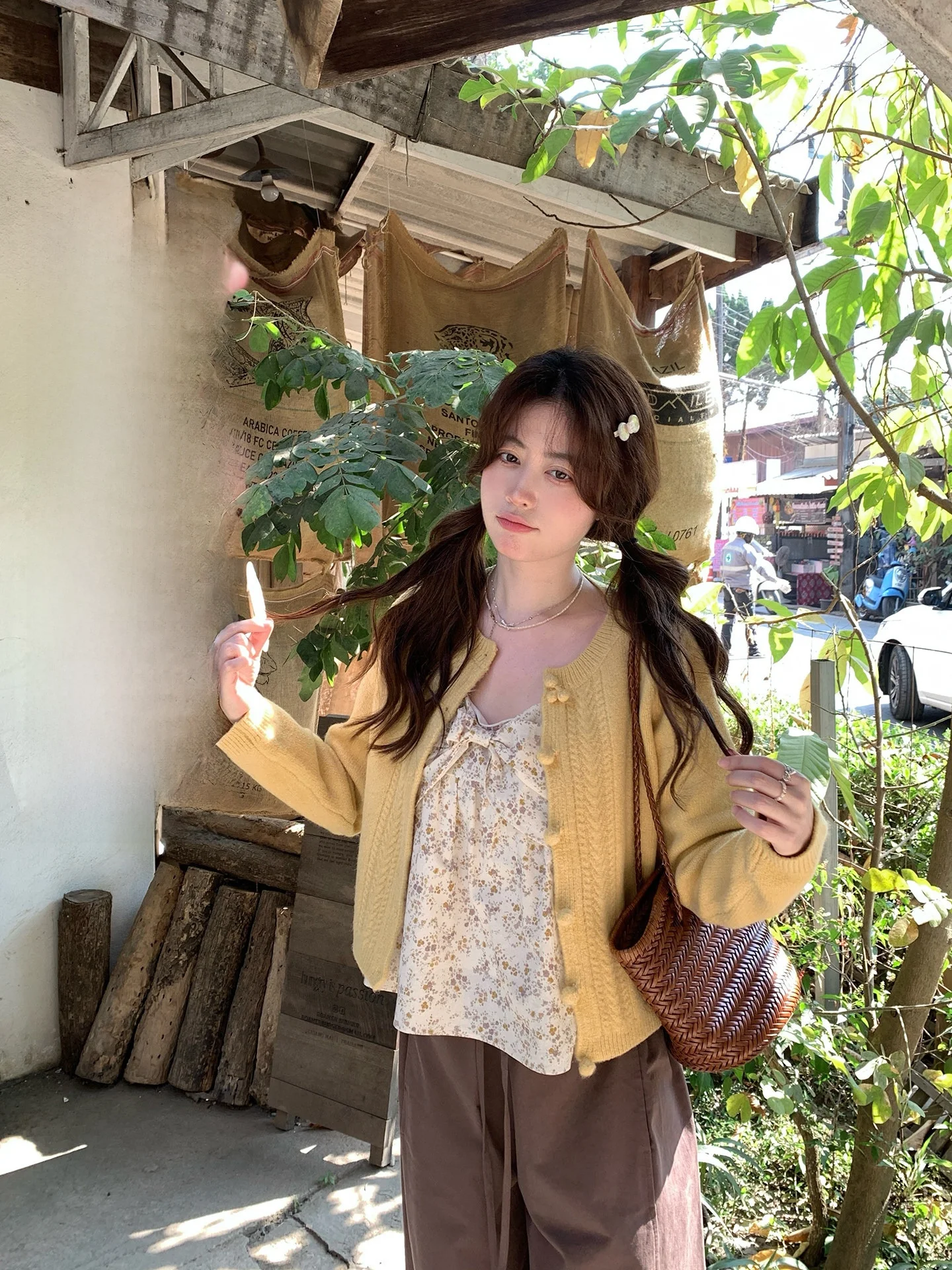 

PtonUmi Spring 2026 Women's Knitted Cardigan round Ne Cherry Button Sweet Sle Loose Fit Pure Color Casual Outerwear