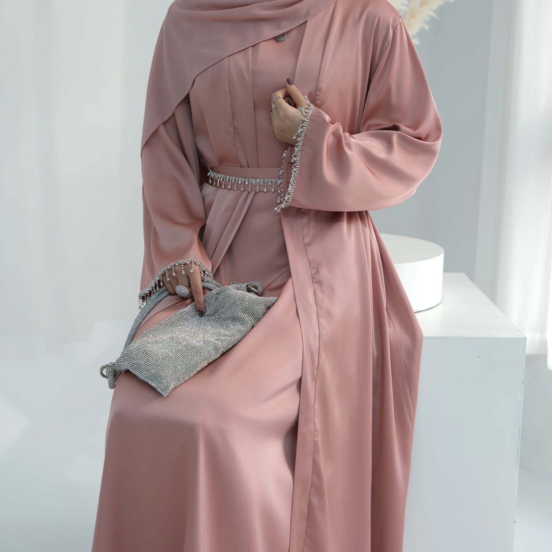 Luxury Beaded Dubai Abayas Set 3 Pieces Cardigan Robe+Inner Abaya+Crystal Chain Islamic Lady Clothes LR627＋LR635