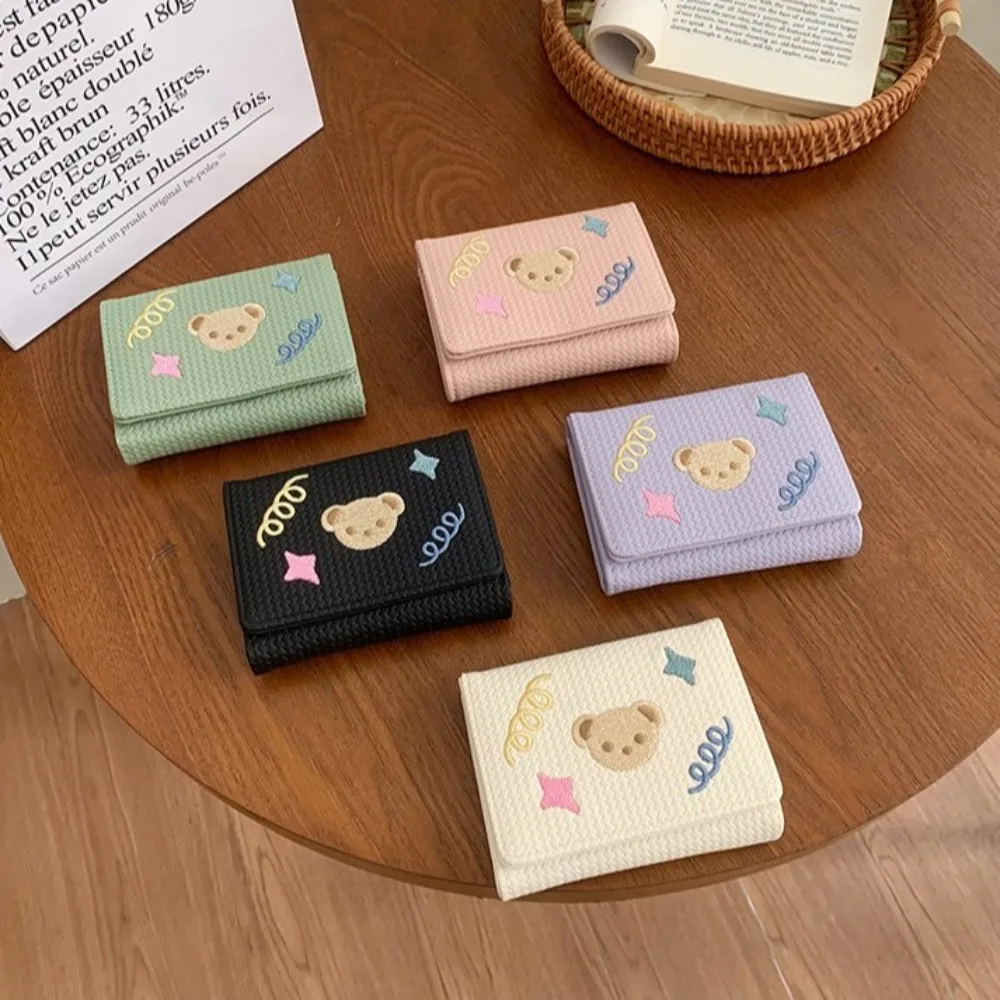 

Portable Cartoon Women Short Wallet Star Embroidery Three Fold Wallet Multi-card Slot Card Holder PU Leather Coin Purse Outdoor