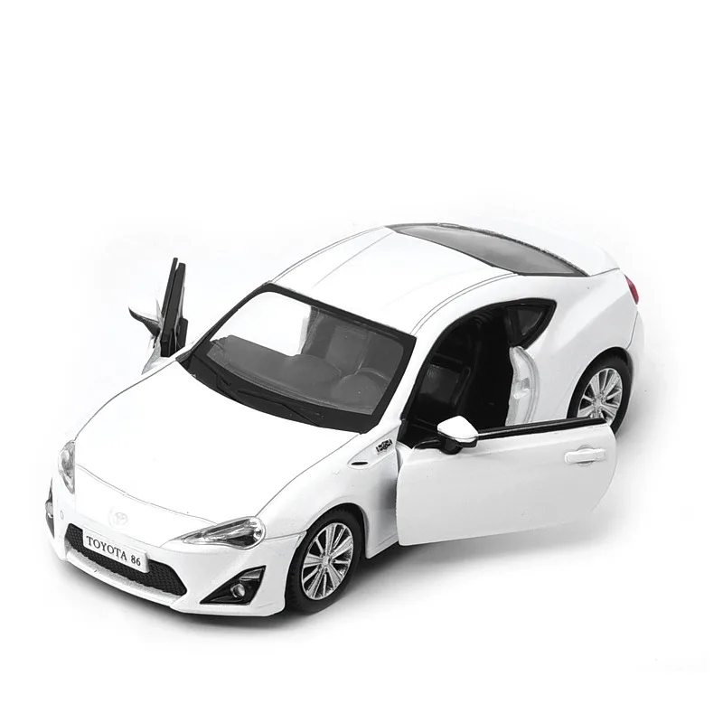1/36 Toyota 86 pressofuso in lega modello di auto giocattolo 2 porte aperte tirare indietro auto regali di compleanno per bambini collezioni per adulti