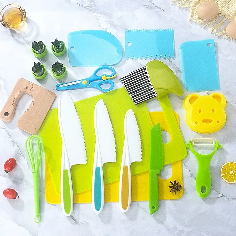 Cute Bear Sandwich Mold Toast Bread Making Cutter Mould Cute Baking Pastry Tools Children Interesting Food Kitchen Accessories