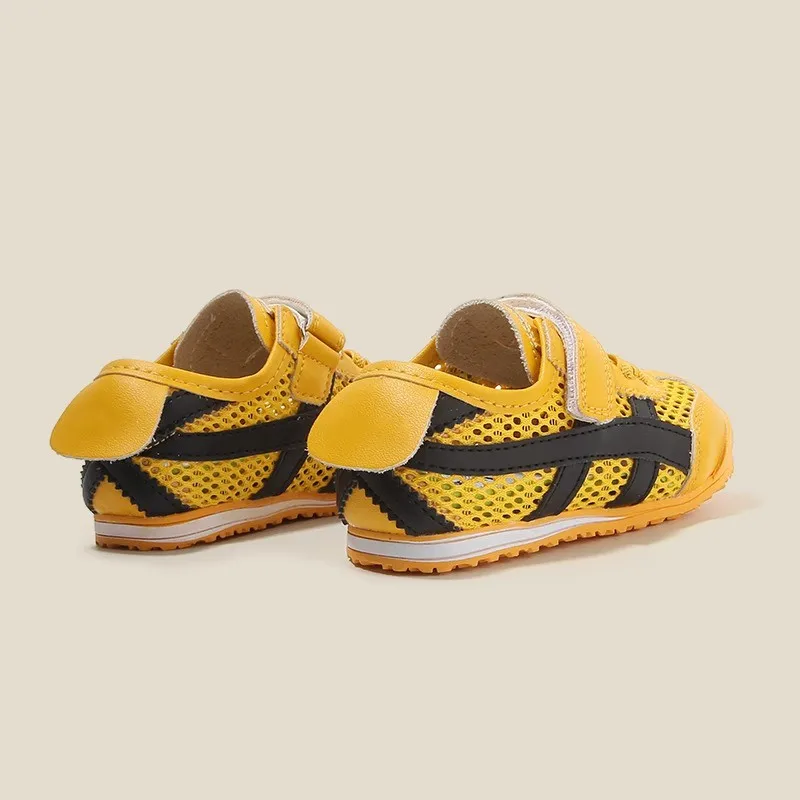 

Новинка 2023 года, дышащая спортивная прогулочная обувь с сеткой для мальчиков и девочек, модные нескользящие сандалии на мягкой подошве, уличная пляжная обувь